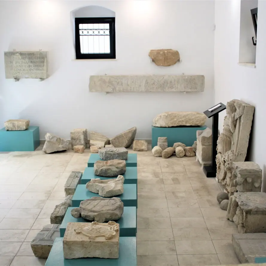 Archaeological stone exhibits in Omiš Town Museum