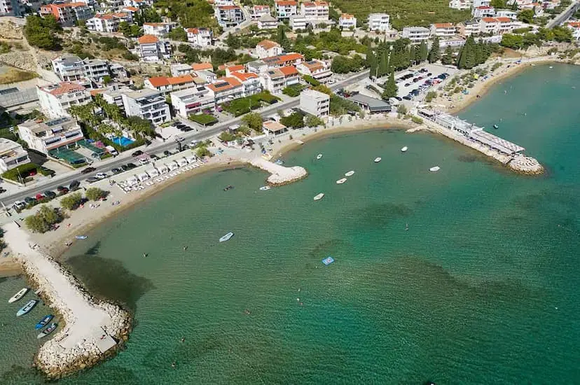 Sandy shoreline on the Duće coast