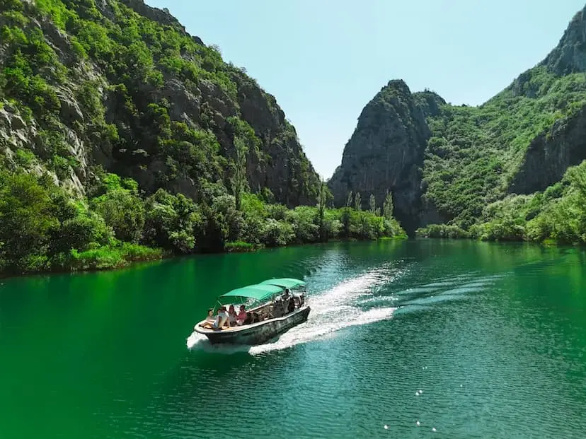 Sightseeing boat travelling through the Cetina canyon